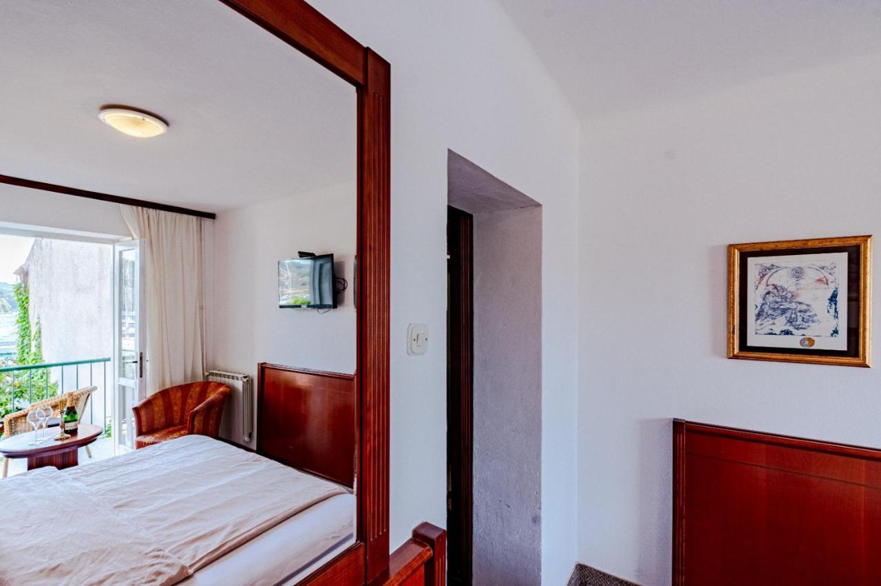 Hotel Dalmacija Vela Luka Eksteriør bilde